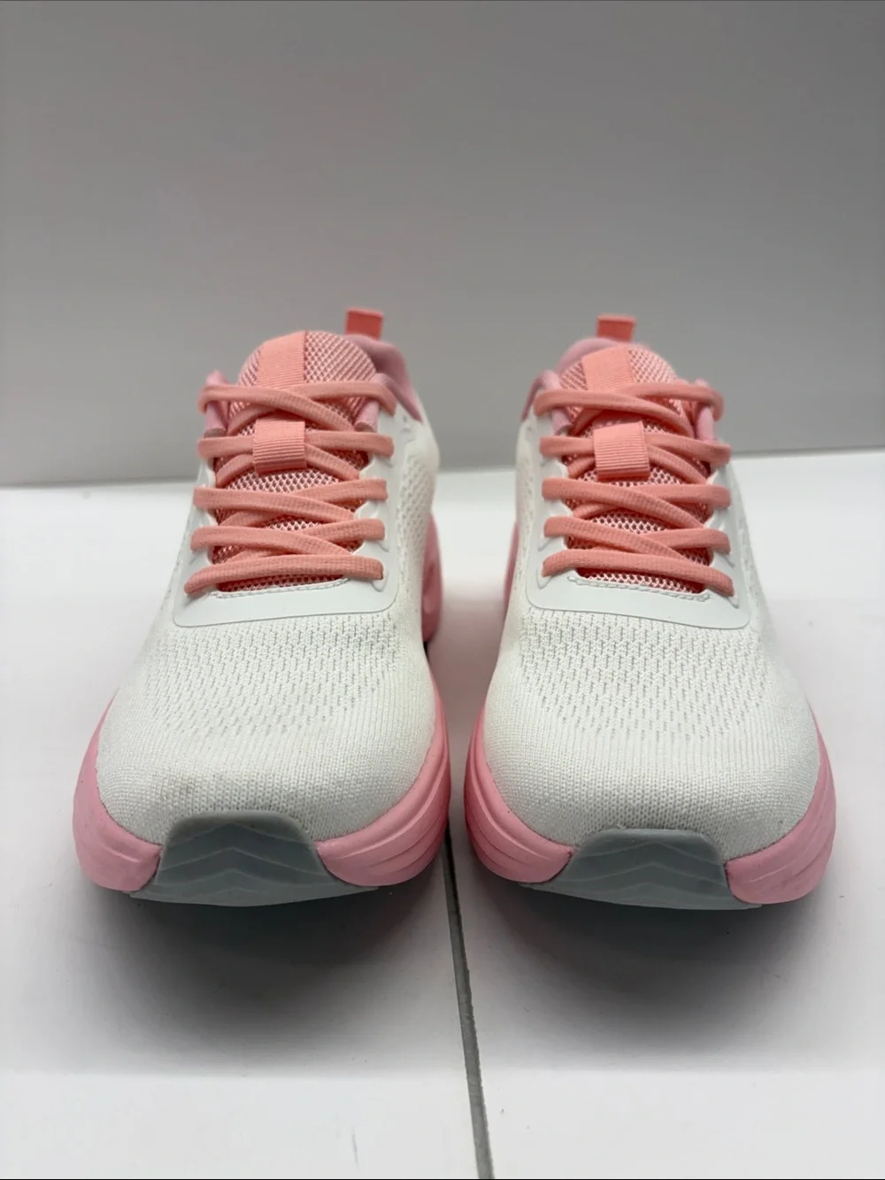 New Wondamo Women's White and Pink Athletic Sneakers Size 8
